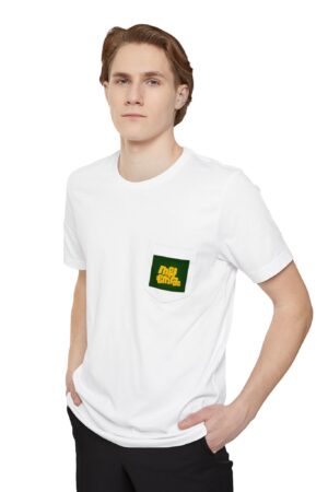 Relaxed Unisex Pocket T-shirt for Everyday Wear